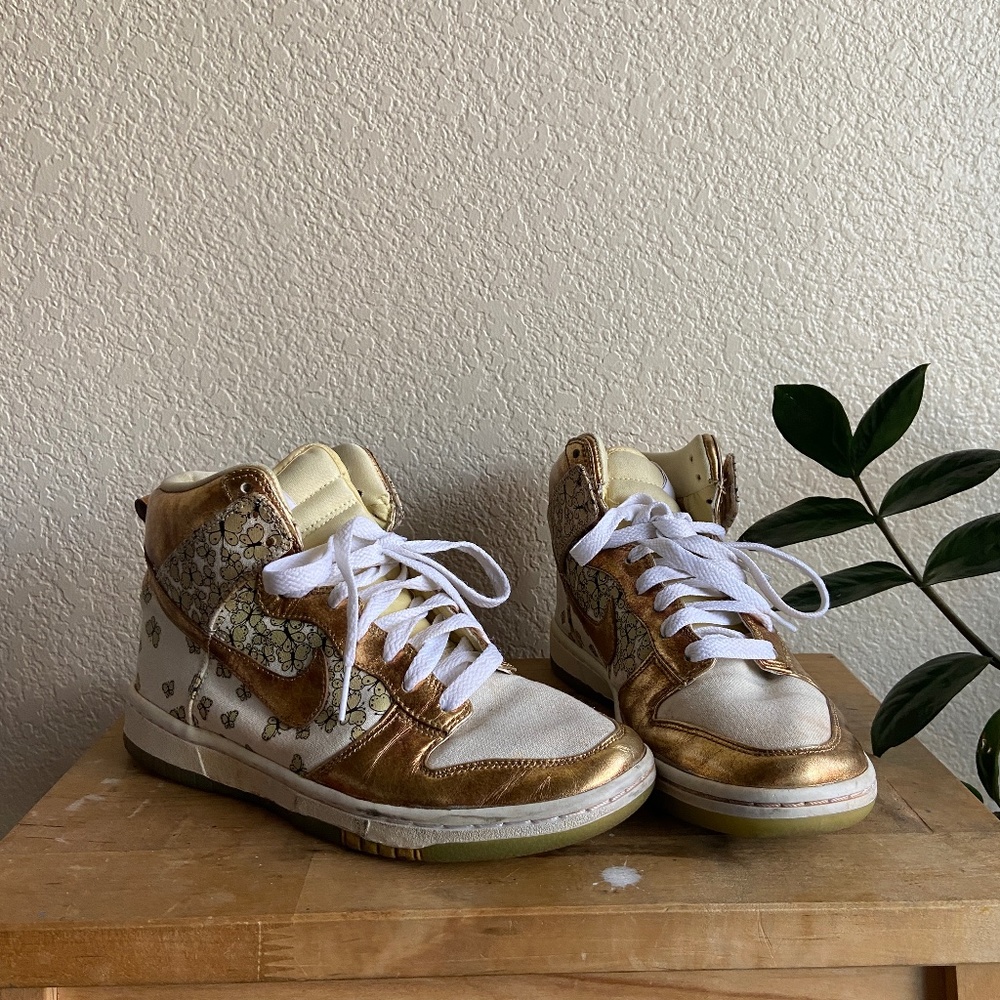 Nike Dunk Hi gold butterfly print